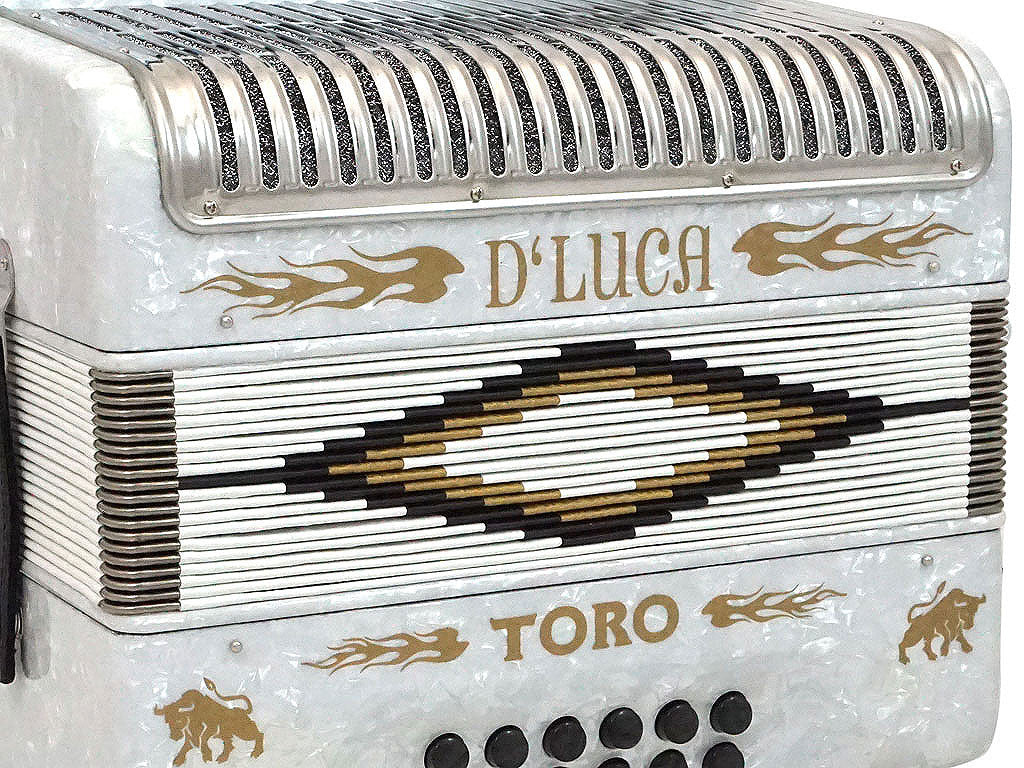 D'Luca Toro Button Accordion 31 Keys 12 Bass on GCF Key with Case and Straps, White